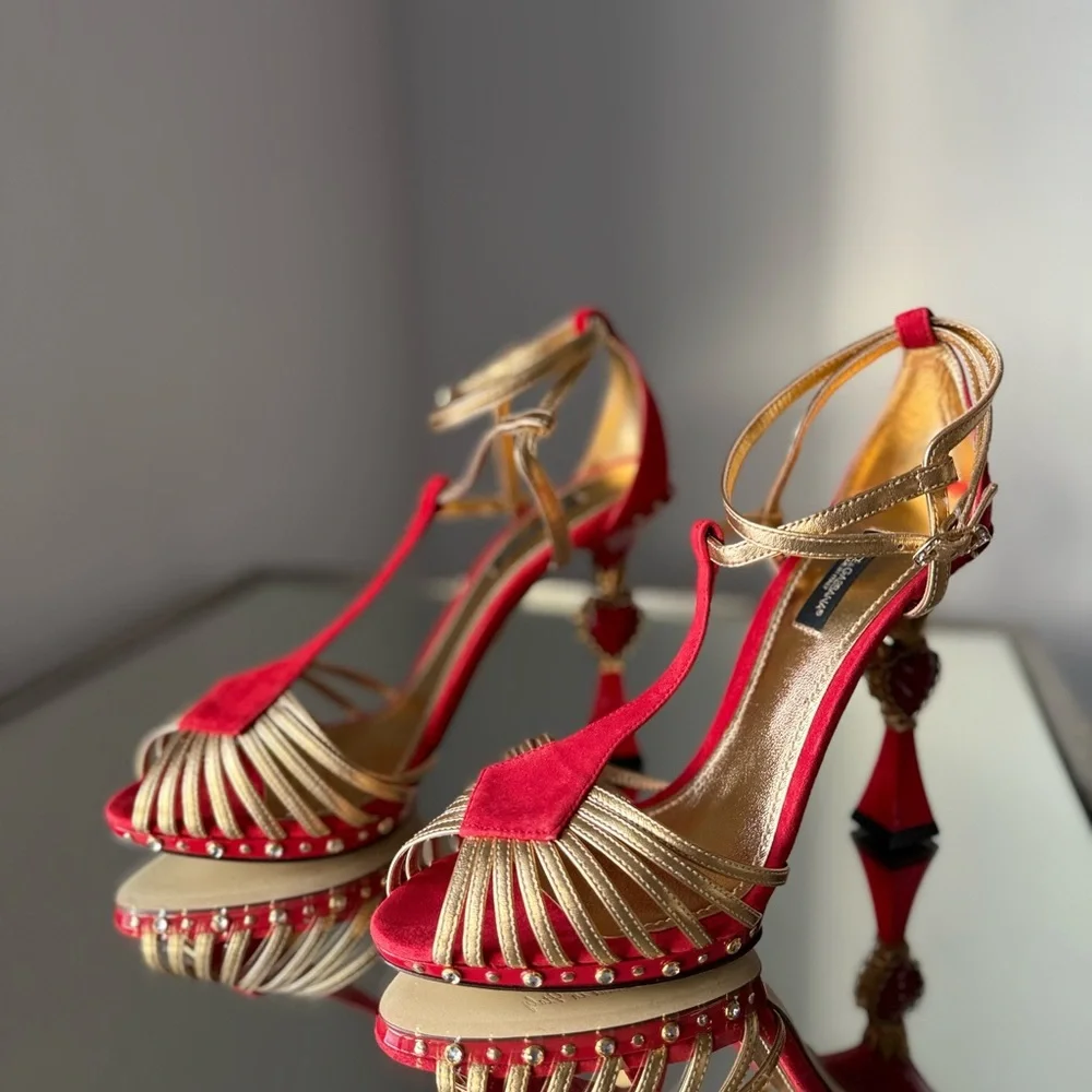 New Dolce & Gabbana 105mm sculpted-heel heart suede sandals $1,895